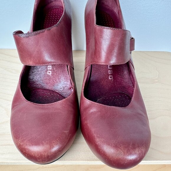 Tsubo Caia Leather High Heel Mary Janes Sangria Red Velcro Strap Sz 10 US 41 EU - Picture 6 of 12